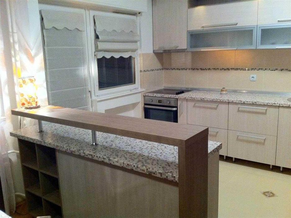 Дава се под наем Двустаен апартамент в Бургас, Възраждане - 65 кв.м за 229.5 € - Снимка #4