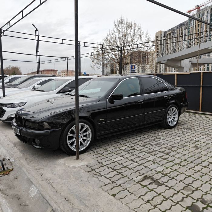 BMW E39, 1997, 2,8 л механика, в достойном состоянии
