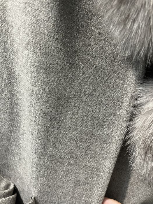 Продам женское пальто