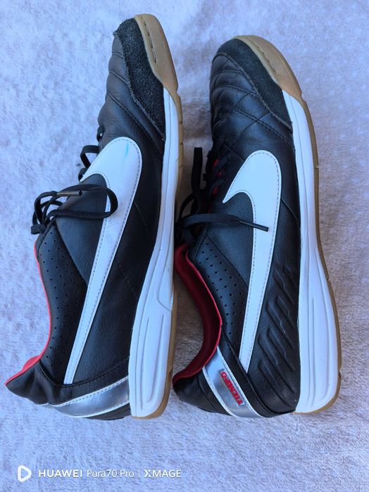 Футболни обувки за зала nike tiempo номер 46 стелка 30см