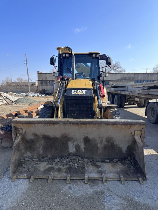 Продается экскаватор погрузчик