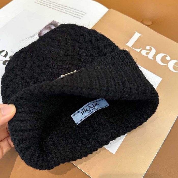 Aduc pe comanda Fes PRADA orice model