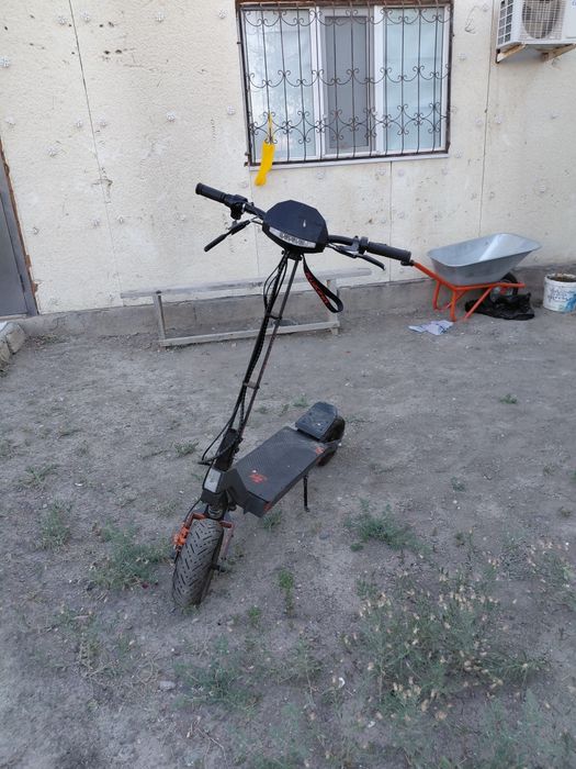 Электросамокат Kukurin kugoo g4