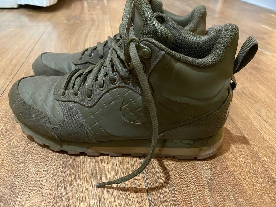 Спортни боти Nike