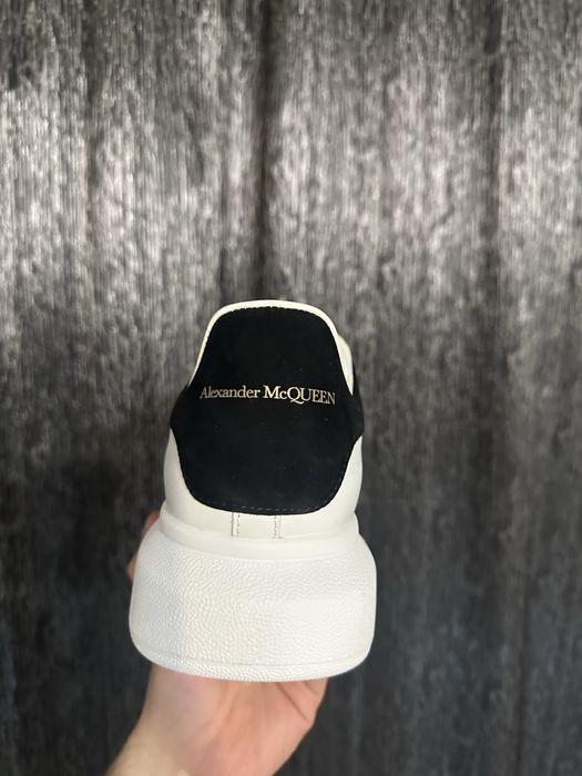 Alexander Mcqueen