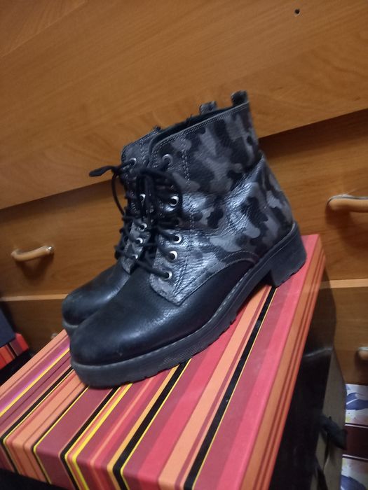 Кожаные зимние ботинки