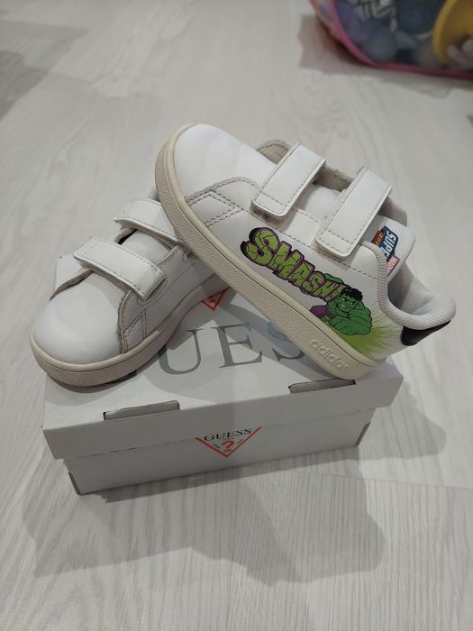 Маратонки Adidas