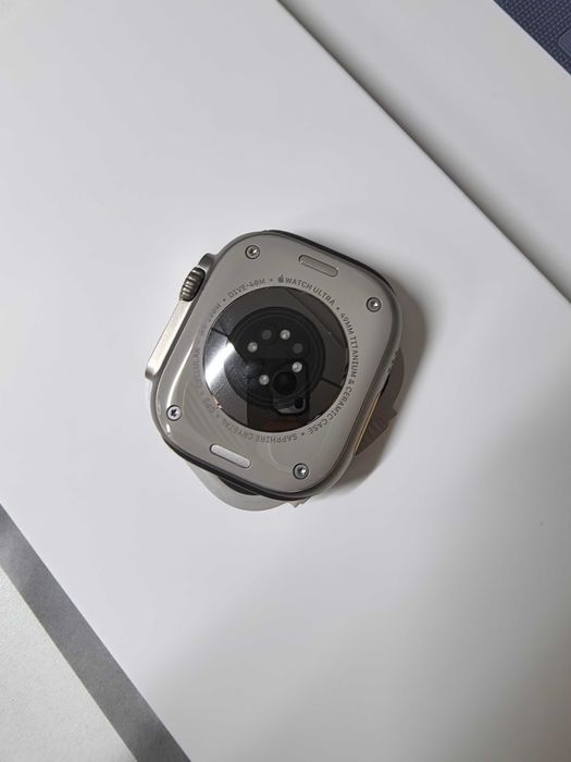 Нов Apple Watch Ultra 3 49mm с Гаранция