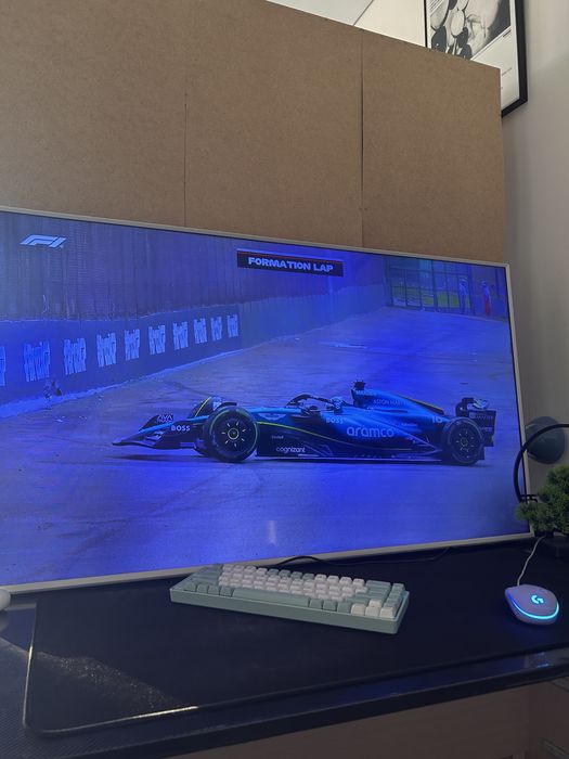 Телевизор Samsung Smart TV
