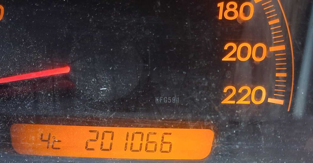 Honda F-RV 2005 бензин-газ