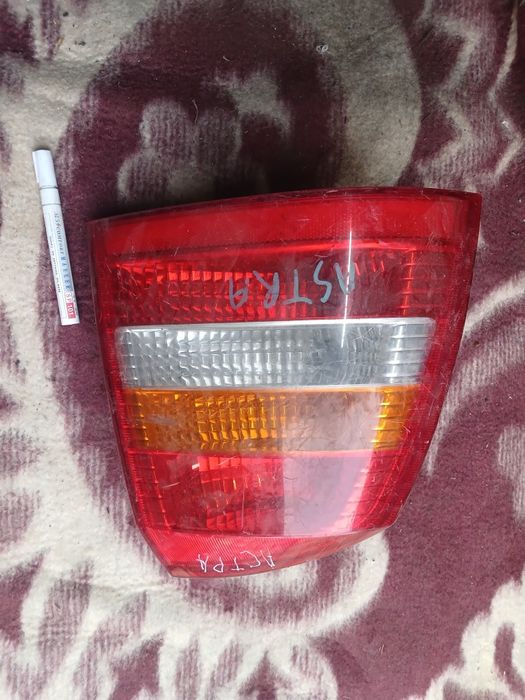 Фонарь Опель Астра