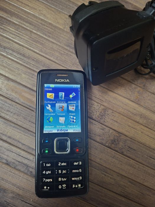 Nokia 6300 в добро състояние.