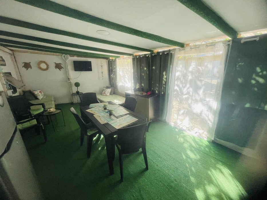 Каравана с навес