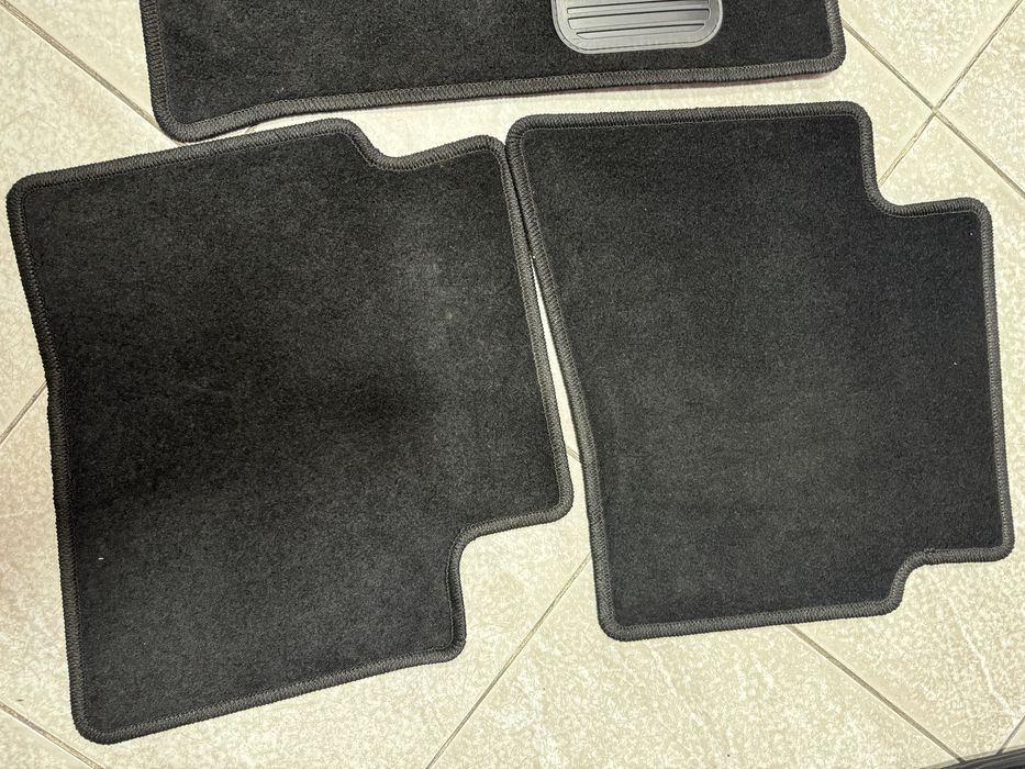 Продам ворсавые полики на Акцент