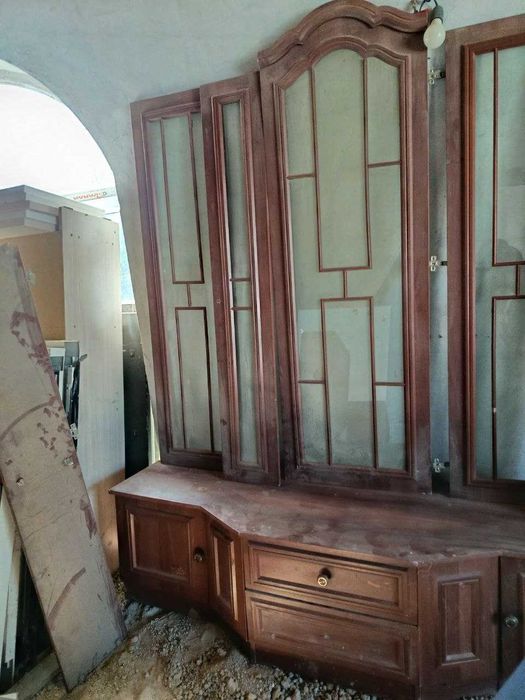 Стенка сотилади б/у