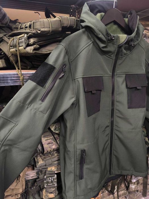 Тактическо софтшел яке / худи Тъмно зелено с поларена подплата