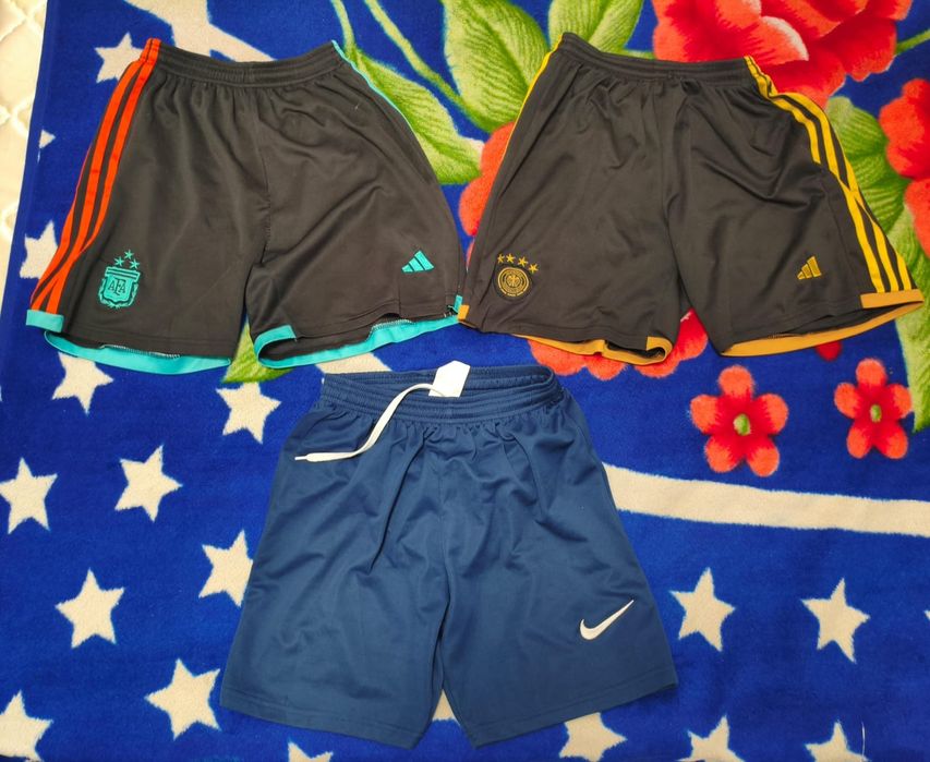 Шорты спортивные