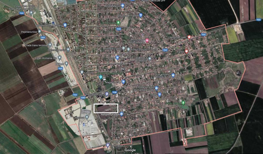 Teren intravilan 7612 mp Curtici – 26m front stradal, utilități, acces asfalt