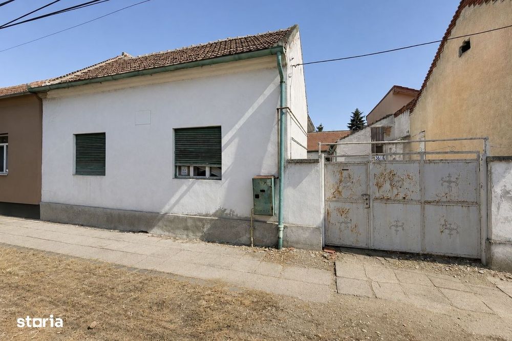 Casă din cărămidă, 6 camere, zona Pârneava, str. Eftimie Murgu