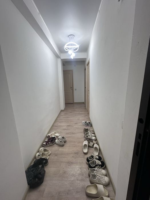 Подселениеге кыз баласы кажет