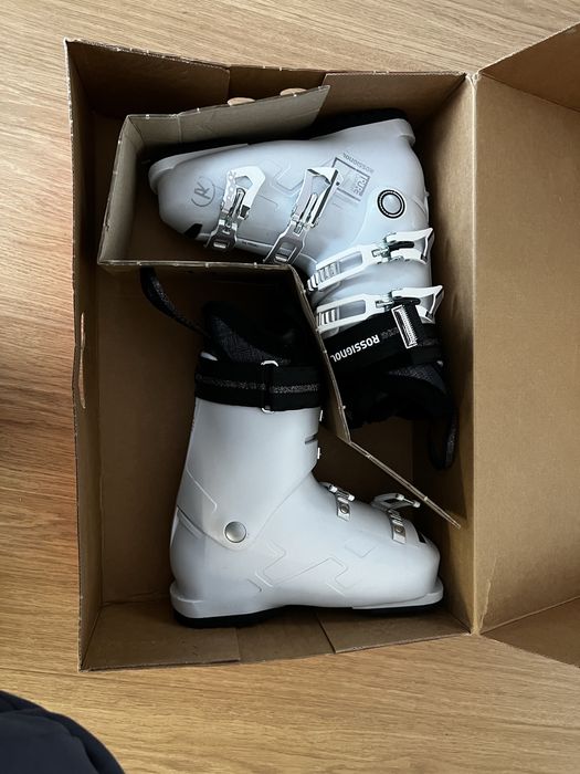 Женски ски обувки Rossignol