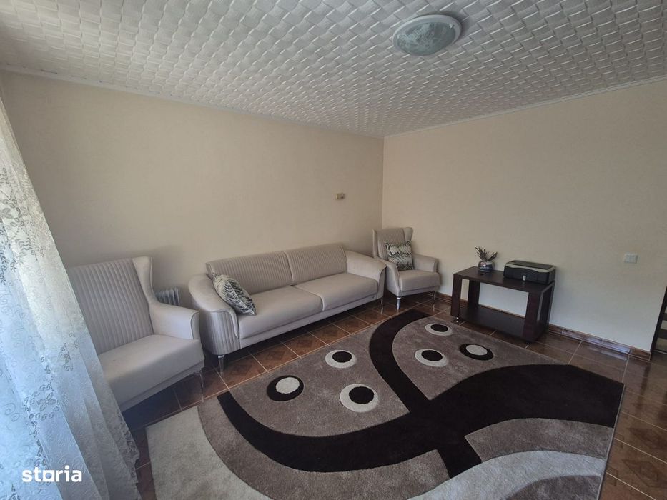 Apartament cu gradina, foisor si bucatarie de vara in Vidra