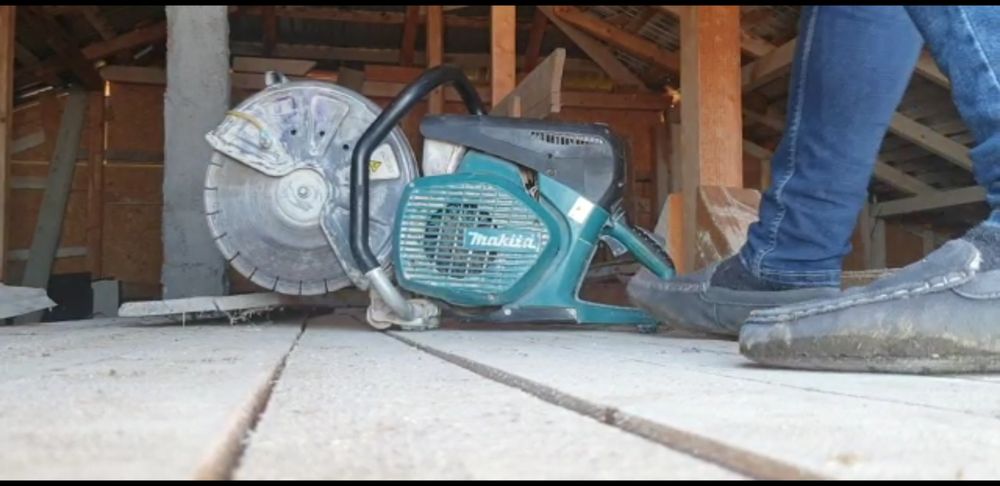 Machita.Masina de taiat beton Makita