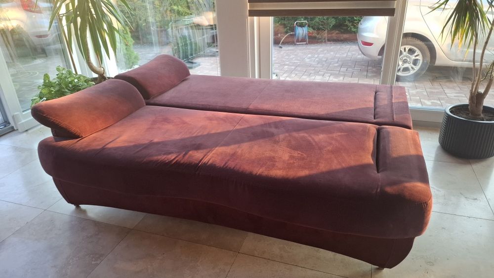 Set 2 canapele extensibile 3 locuri, cu ladă și perne – stare foarte bună