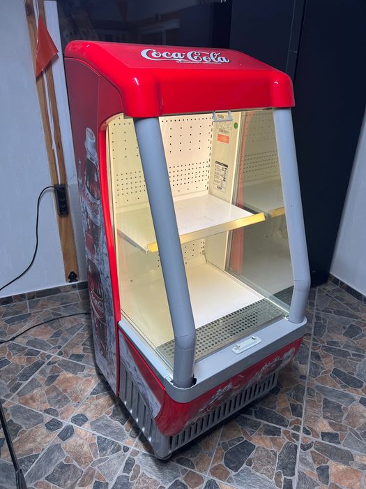 Хладилна витрина