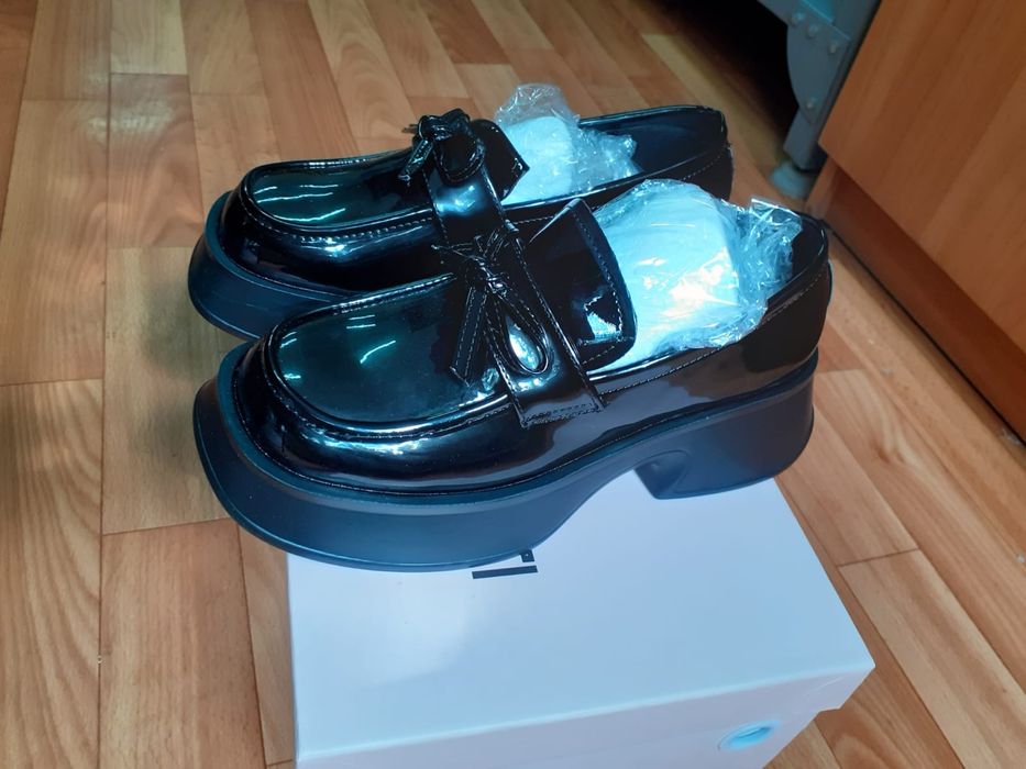 Лоферы чёрные 37 размер