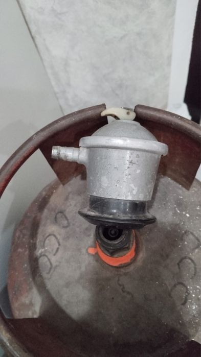 Продам баллон с редуктором