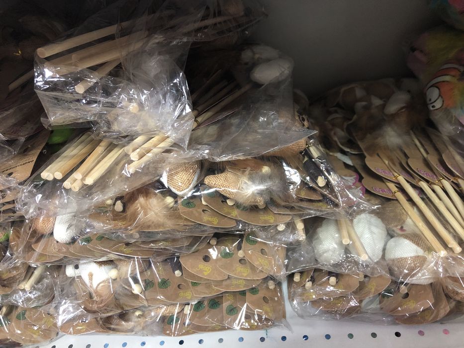 Игрушки дразнилки для кошек