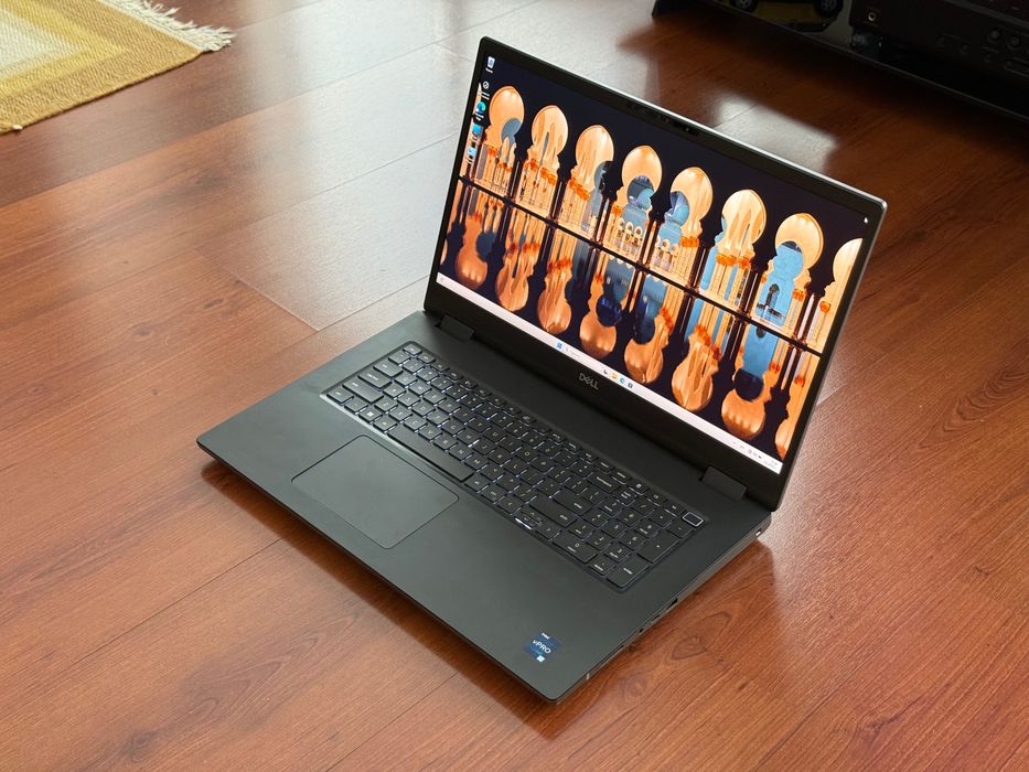 17.3’FHD IPS/RTX A3000 12GB/Dell Precision 7770/i9-12950HX/64GB/512GB
