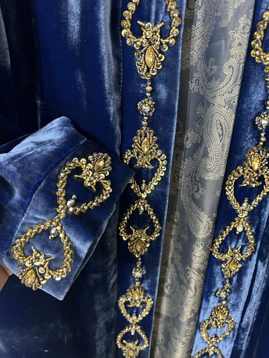 Бешпент Камшат сән үйінен алынған