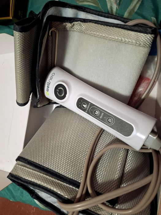 МАСАЖОР Уелнео шиацу  въздушен  4в1 Wellneo 4IN1 AIR PRESSURE MASSAGE