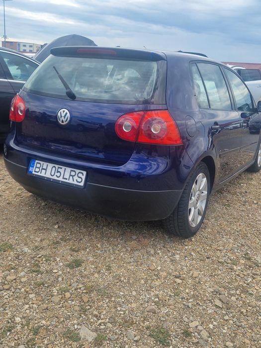 Vând golf 5 2.0 tdi