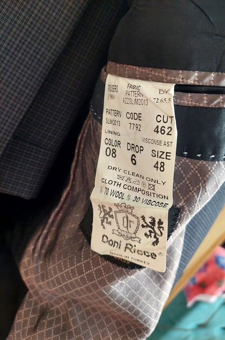 Костюм с брюками 48р