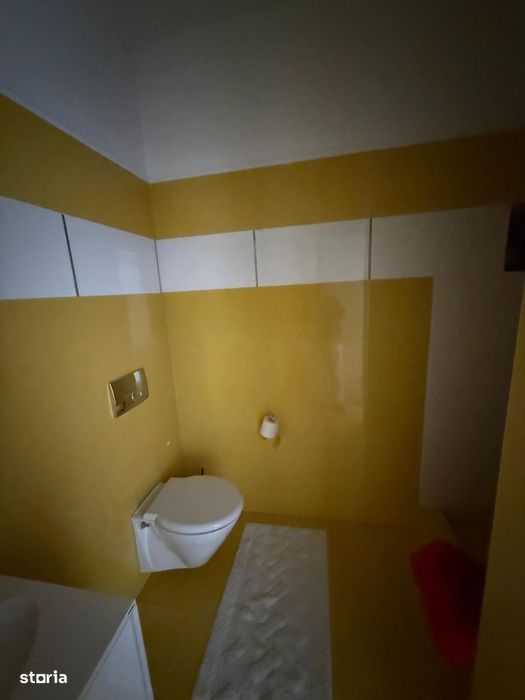 Apartament cu 4 camere decomandate, Centru