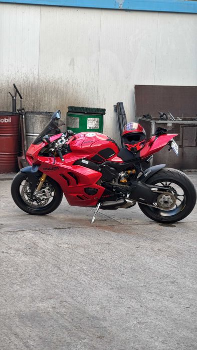 ducati panigale V4S