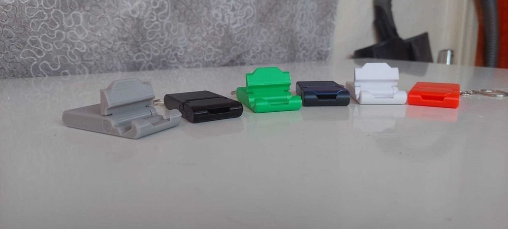 Suport de telefon tip breloc printat 3D!