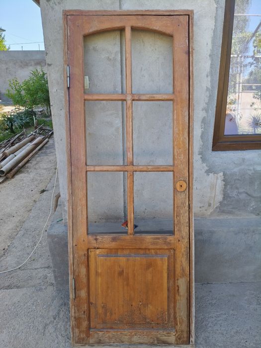 Taxtadan Rom va eshiklar