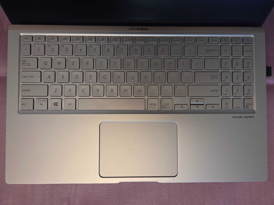 Tastatura Asus Zenbook UX533FD argintie ca noua