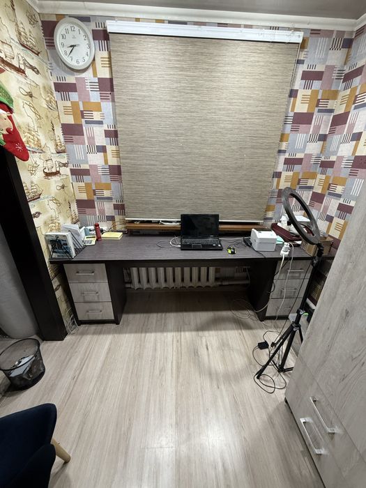 Комнатный гарнитур