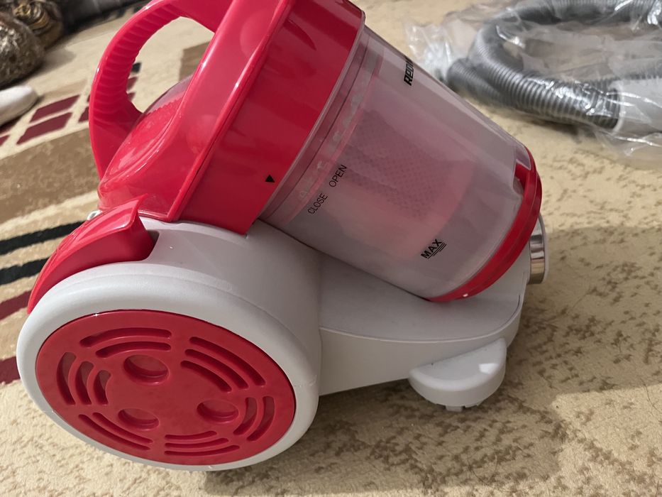 Пылесос Redmond