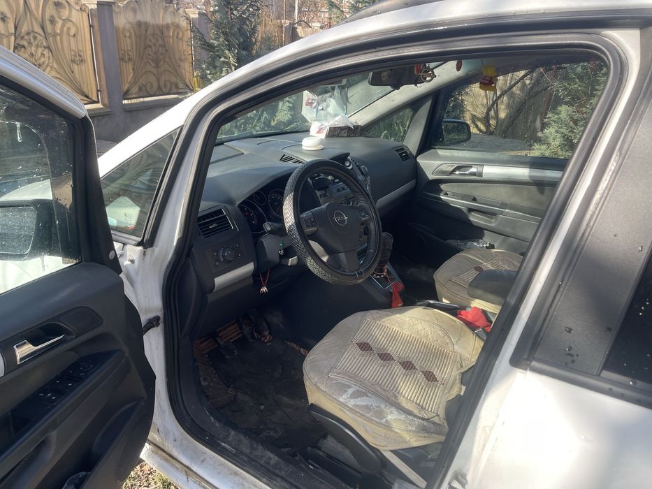Opel zafira 2006