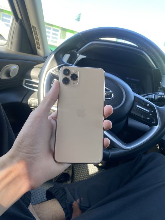 Продам Iphone 11 Pro max 64gb