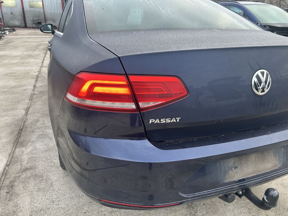 Set Lampa stop tripla spate vw passat b8 limuzina an 2016