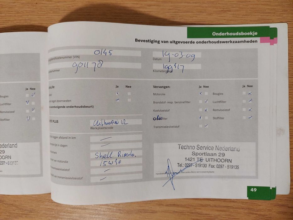 Carte service pentru Mercedes 2006 originala