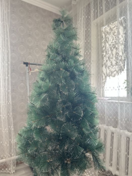 Продам искуственную ёлку