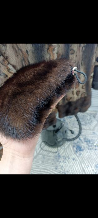 Продам норковую шубу